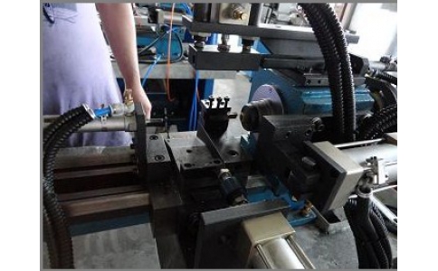 數(shù)控車床自動(dòng)上下料和升級(jí)改造